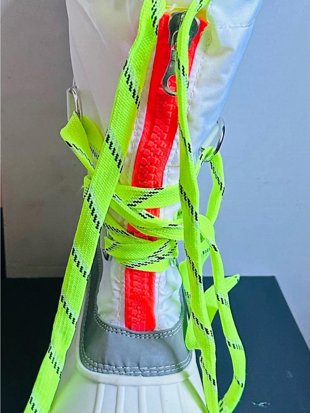 DSQUARED2  Neon Yellow & White Waterproof Snow Boots